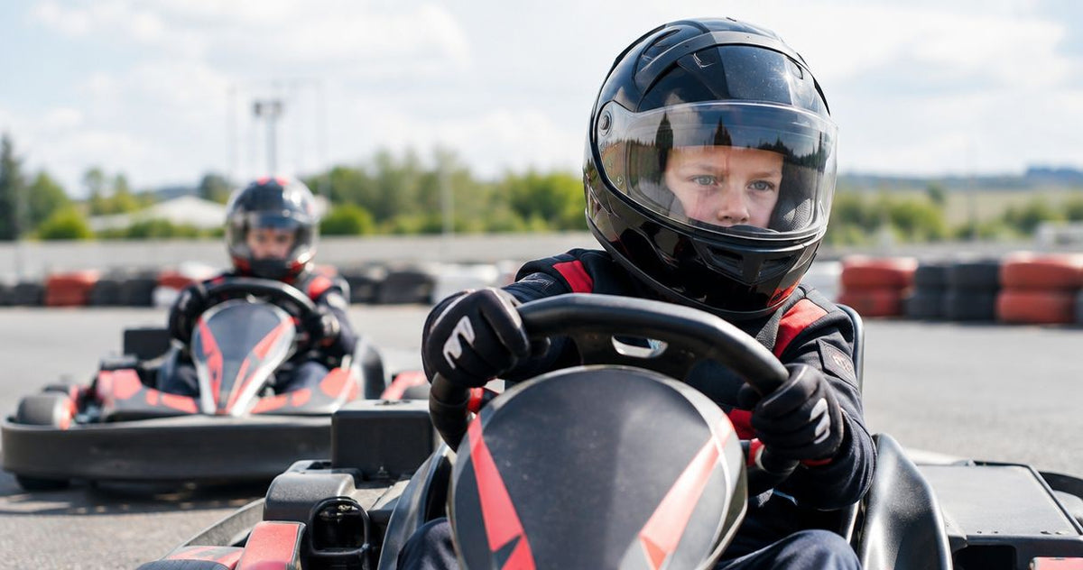 Bästa barnhjälmarna för gokart 2026